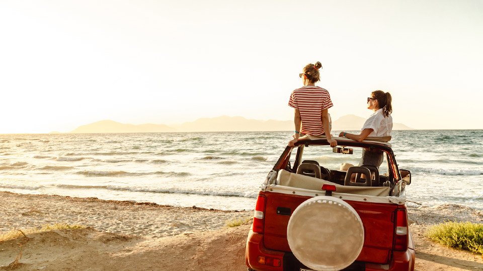 Couple Road Trips Across Australia: Love, Views & Adventure