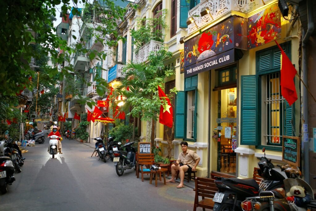 A Local’s Guide to Hanoi’s Old Quarter Culture, Crafts & Hidden Cafes