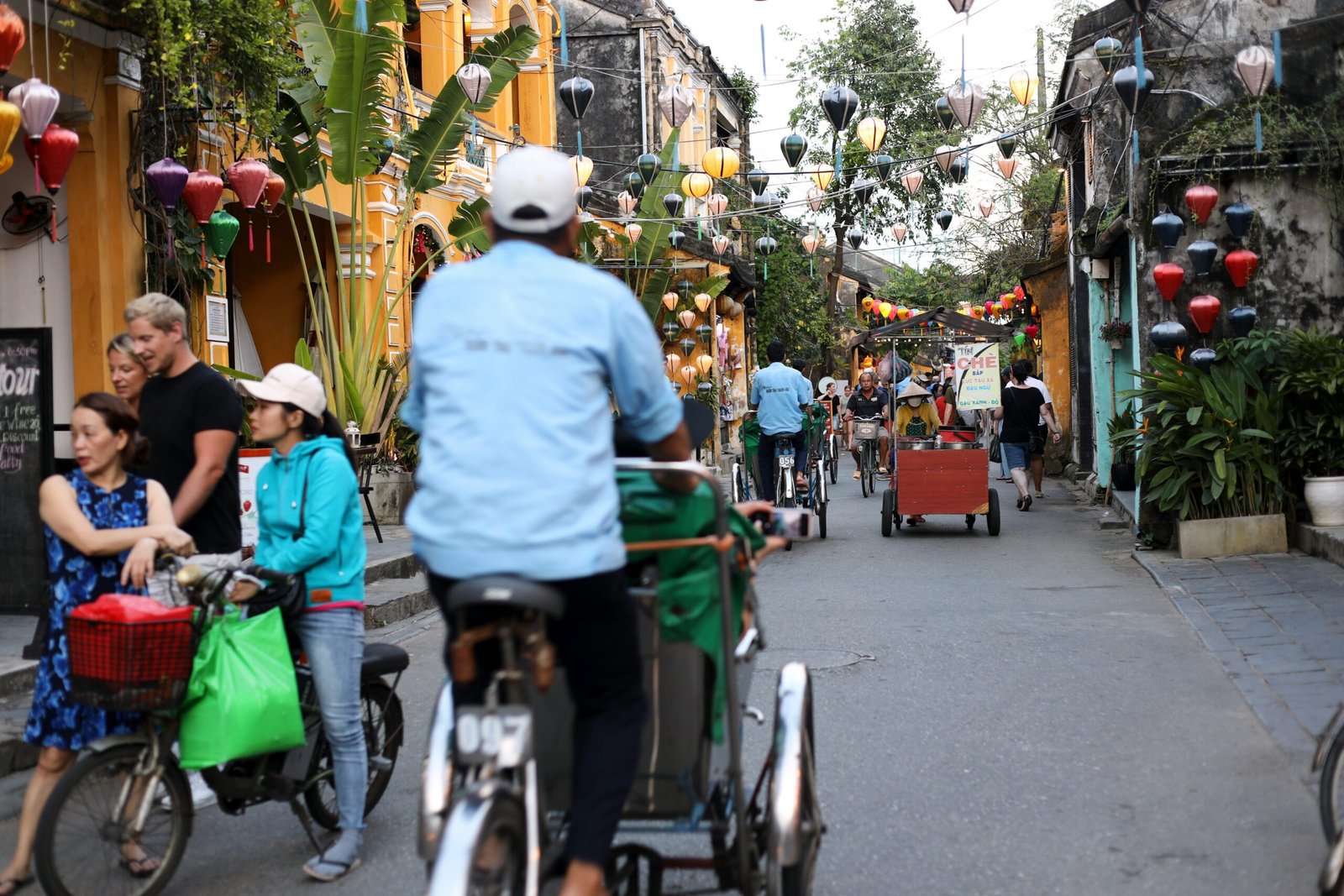 Vietnam for Digital Nomads: A Guide to the Best Cities, Coworking Spaces, and Cafes